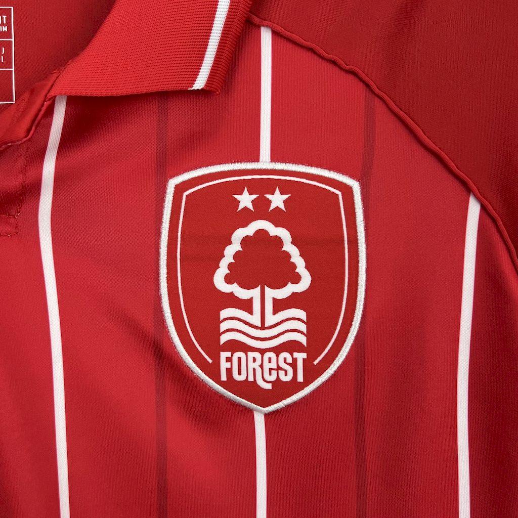 Maillot Nottingham Forest 2025-26 - vue 5