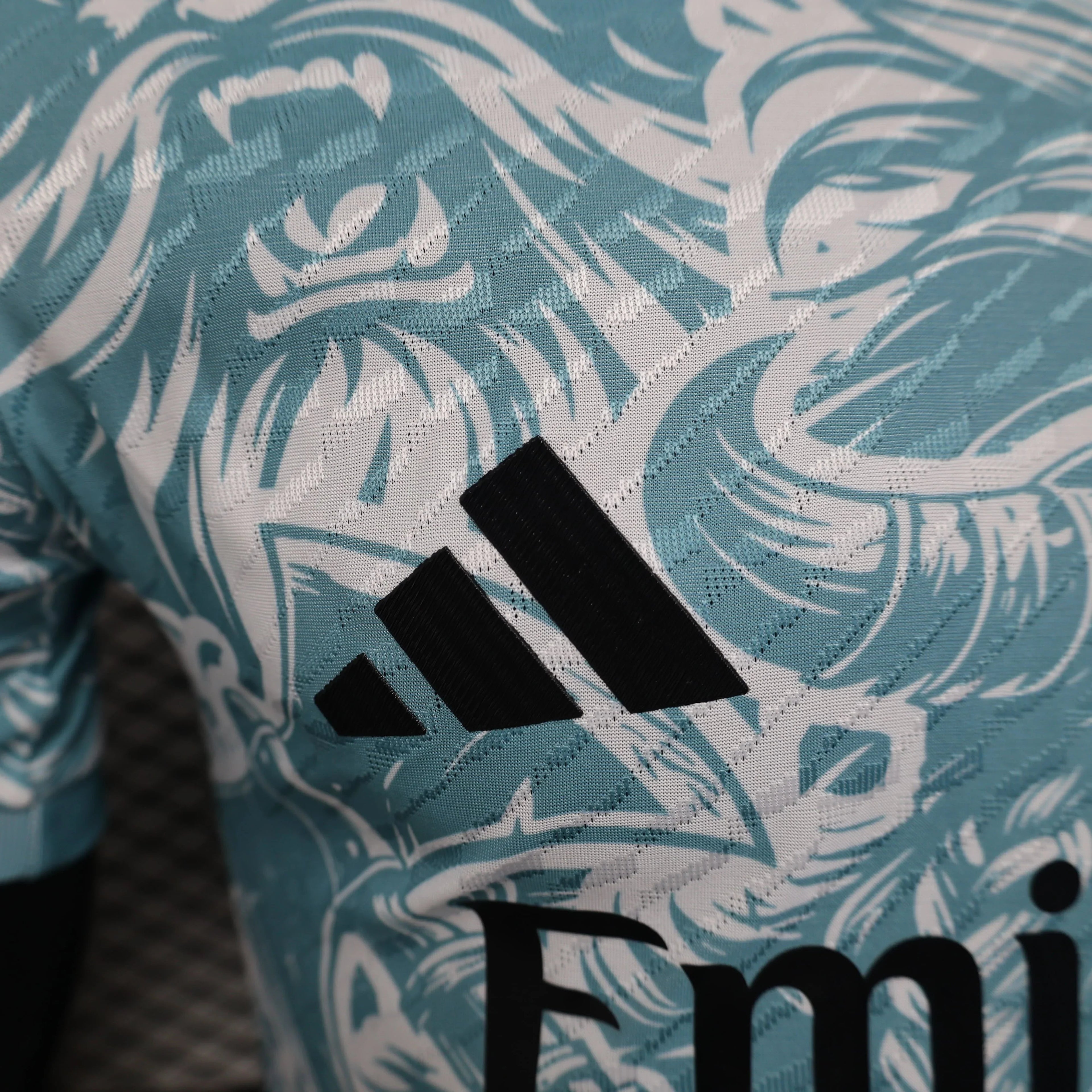 Maillot Réal Madrid concept 2025-2026 - vue 2