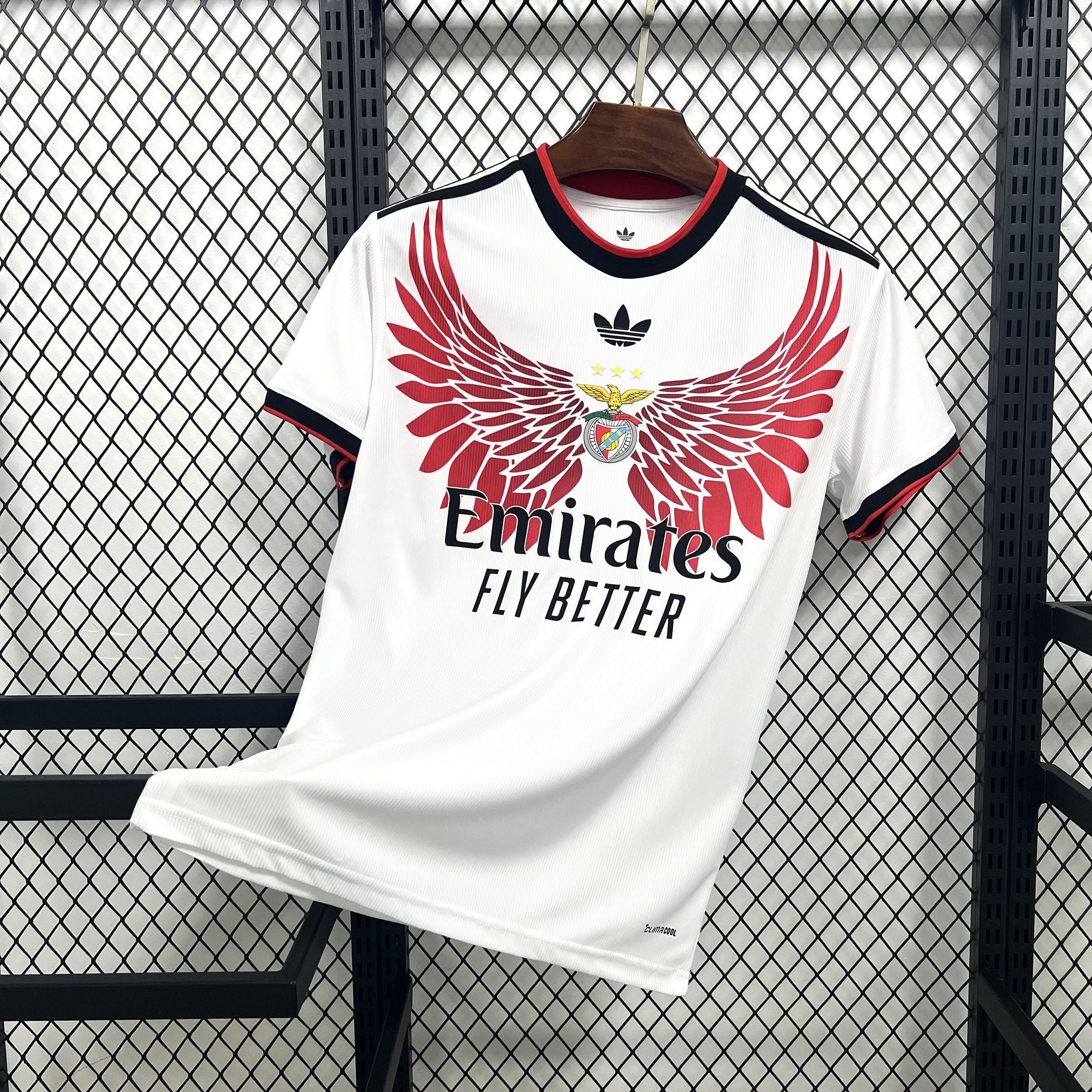 Maillot Benfica concept 2026-27 v2 - vue 1