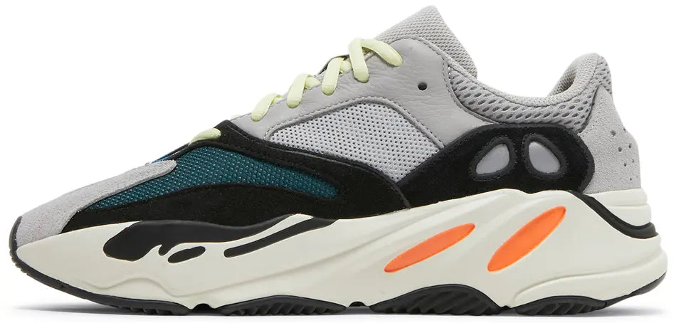 YZY  Boost 700 Wave Runner