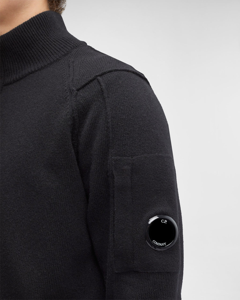 Pull en laine zippé Noir C-P COMPNY