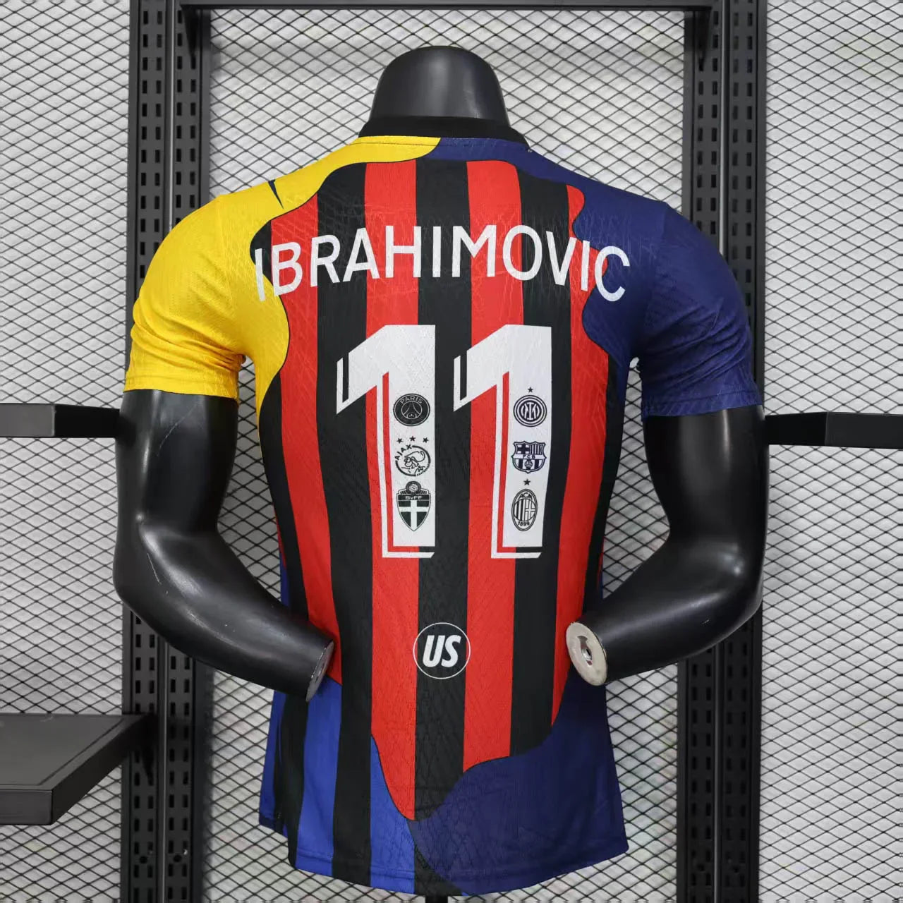 Maillot IBRAHIMOVIC concept 2025-26 - vue 2