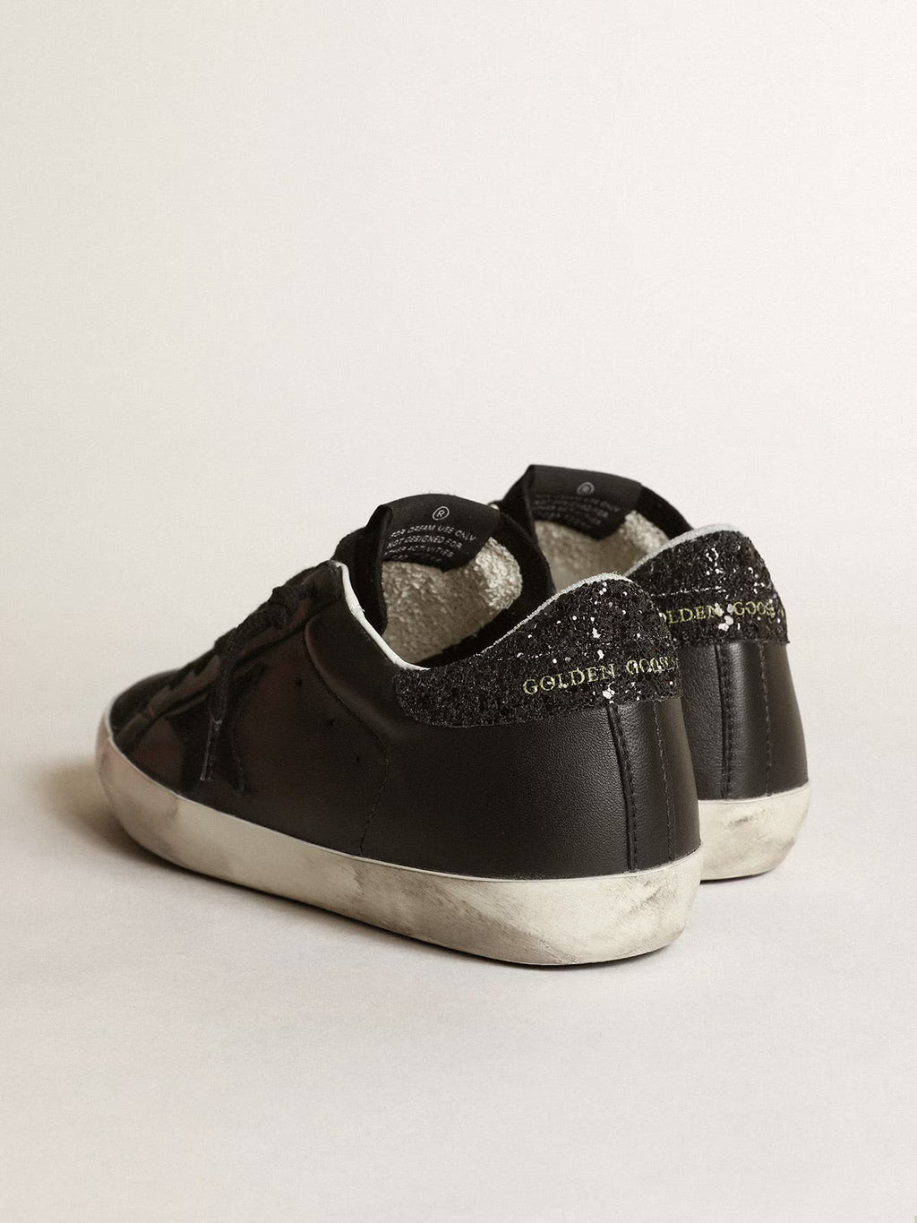 GD GOSS - black glitter