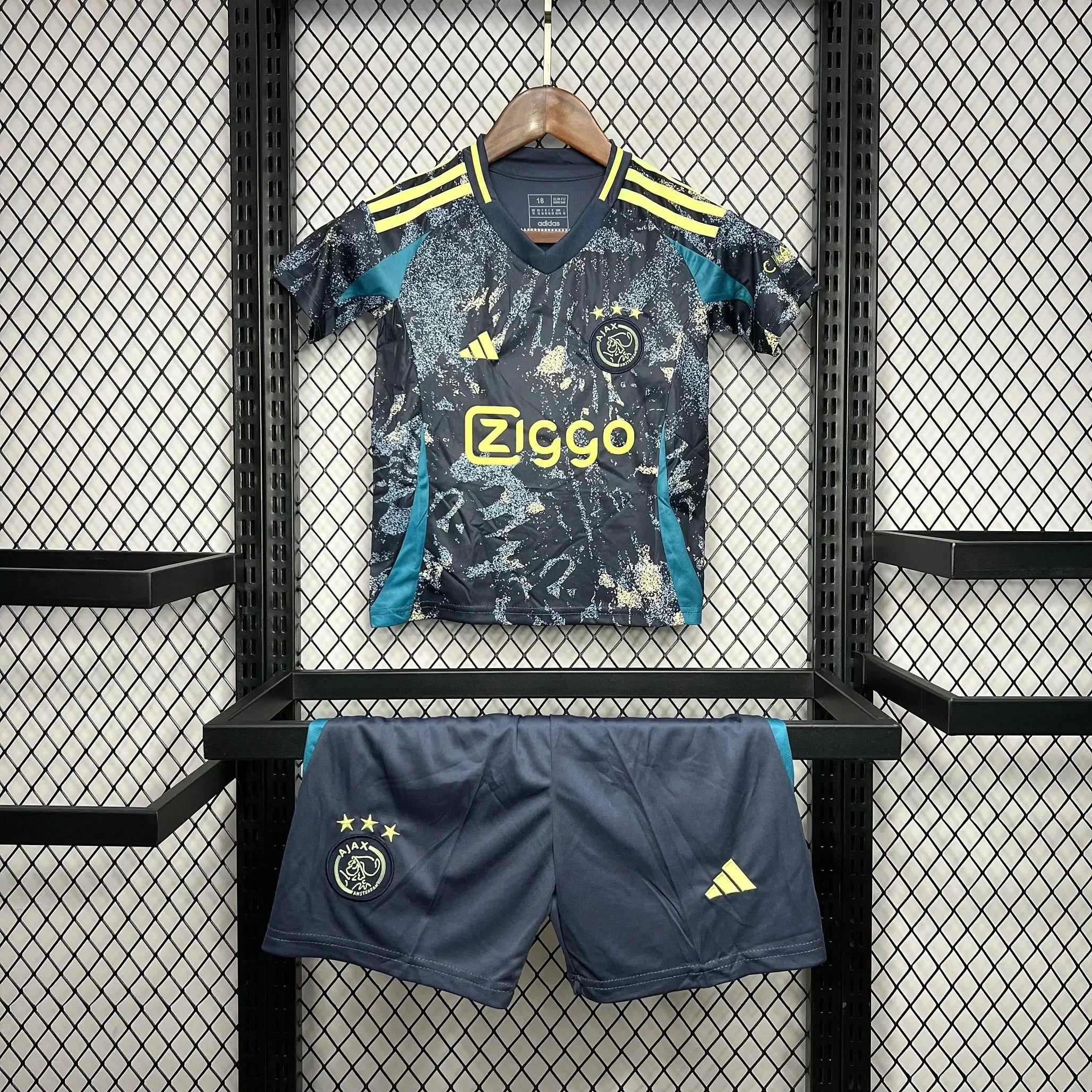 Kit Enfant AJAX Amsterdam - vue 1