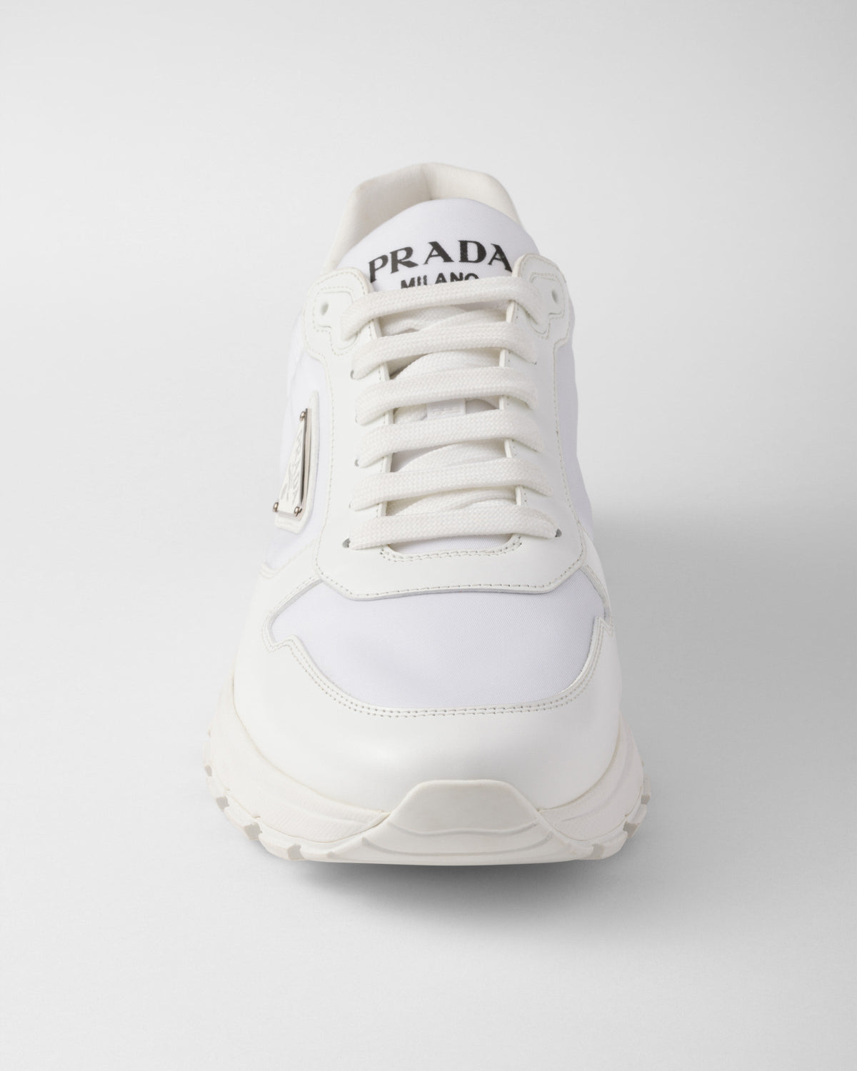Basket Prada Blanc en cuir brossé
