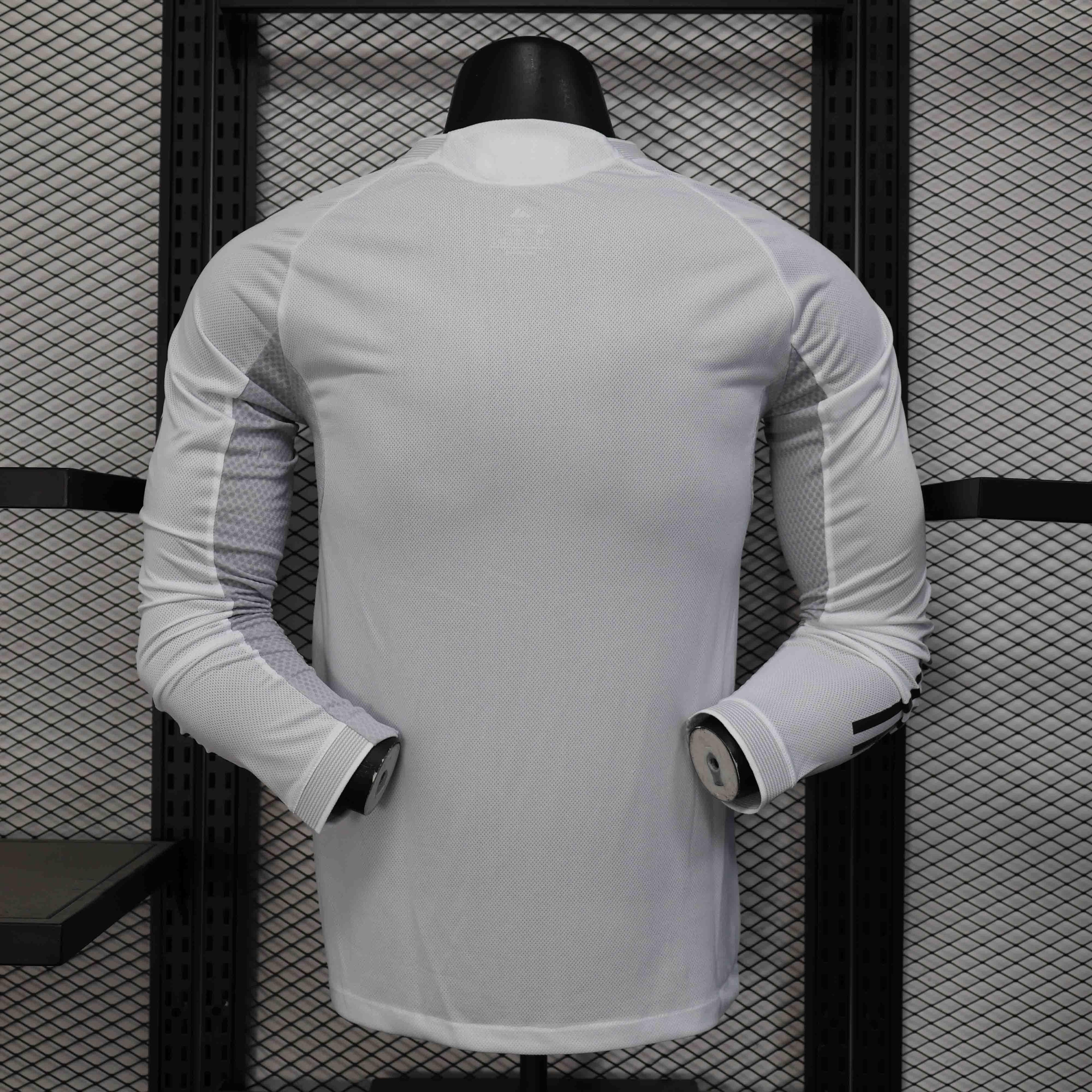 Maillot 25-26 Real Madrid Manche Longue - vue 3