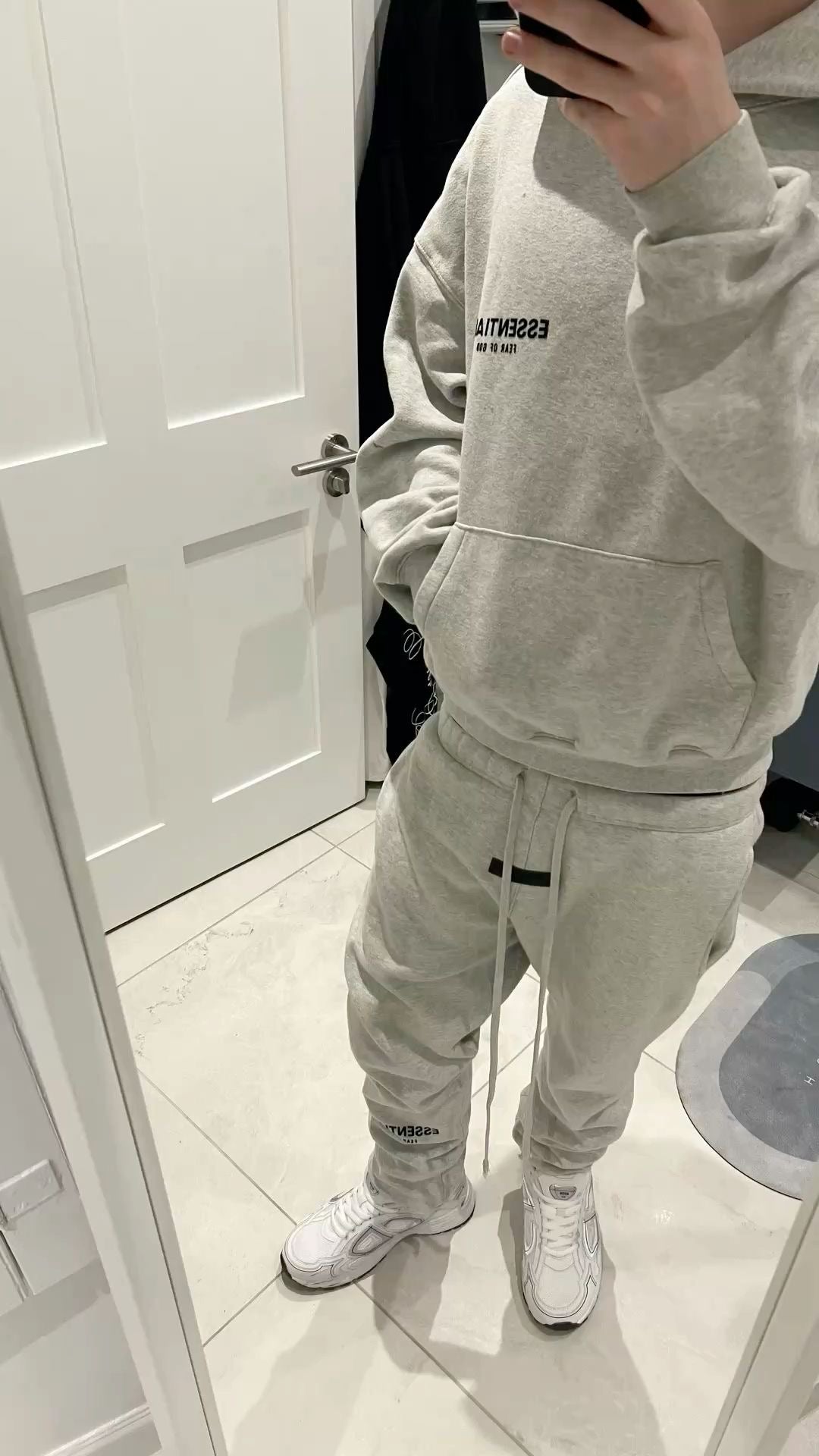 Set Survêtement Streetwear Light Oatmeal SS22 – Hoodie & Jogging Premium