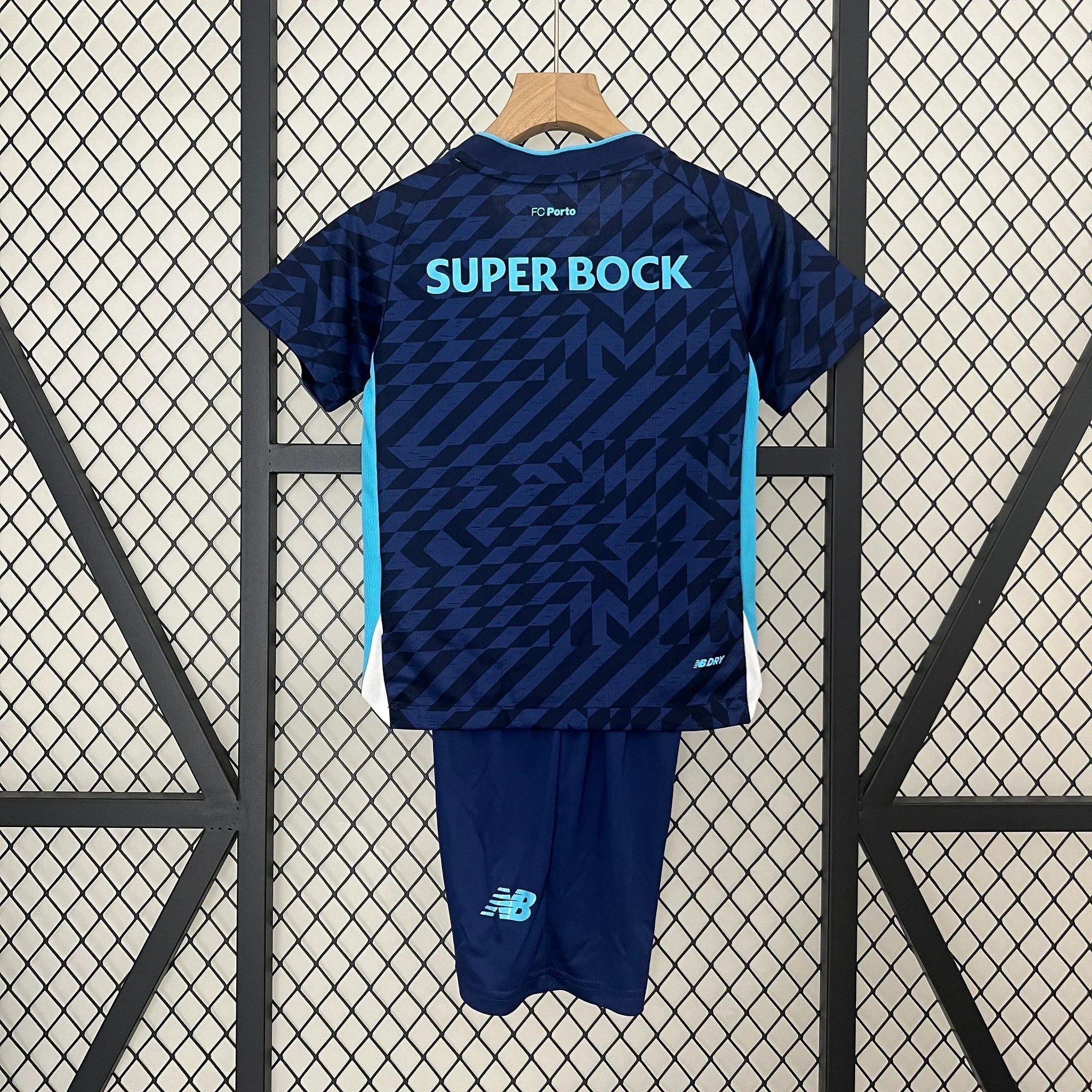 Kit Enfant Porto 2024-25 - vue 2