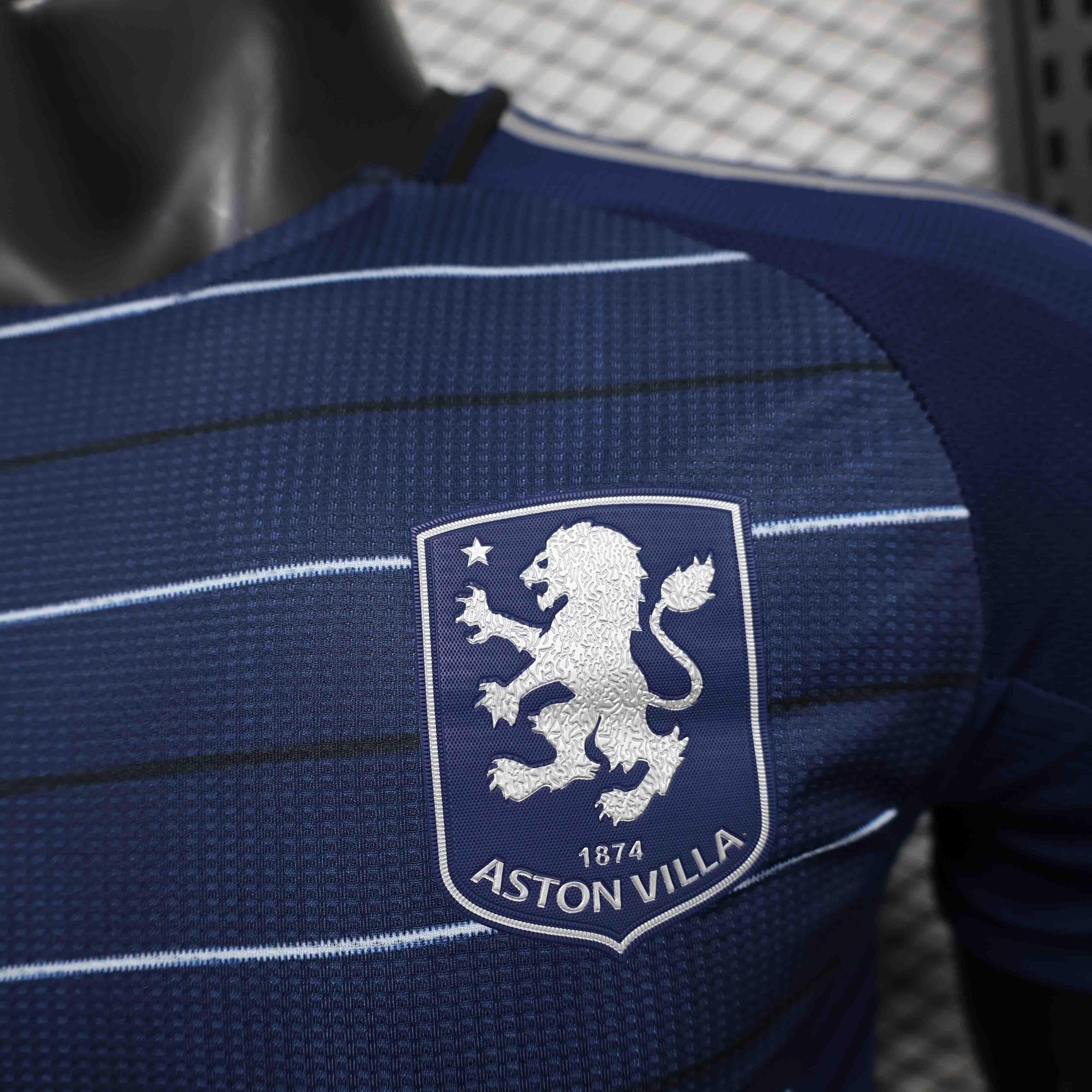 Maillot Aston Villa 2024-25 - vue 4