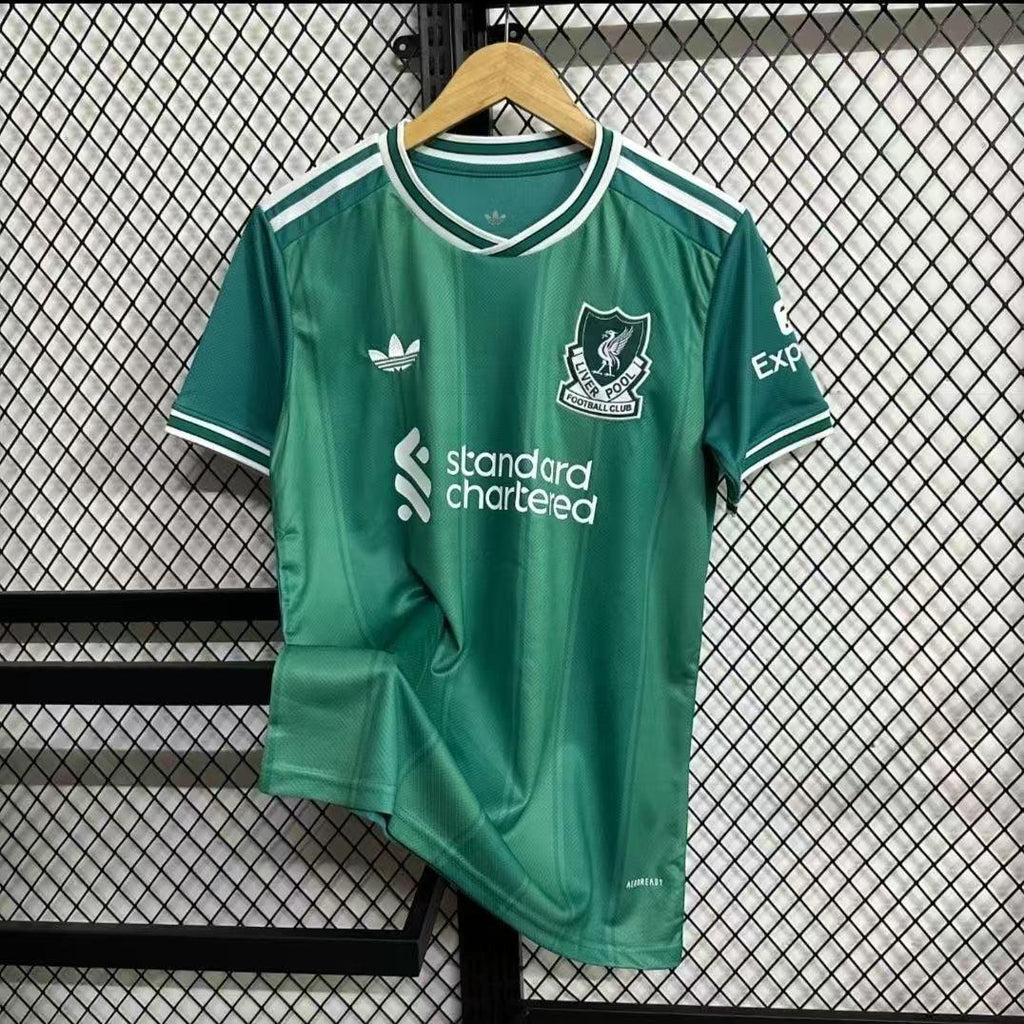 Maillot Liverpool 2025-26 v2 - vue 4