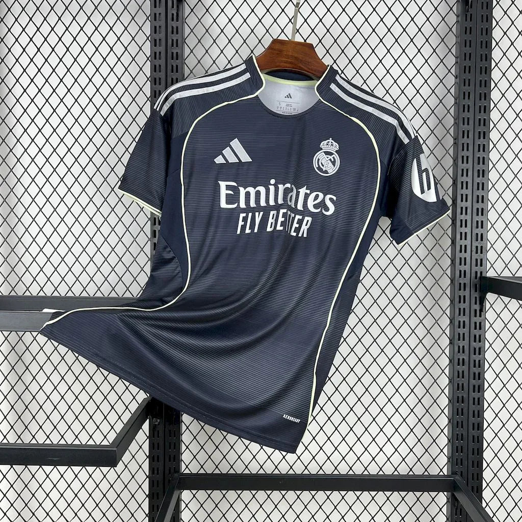Maillot Real Madrid extérieur 2025-26 - vue 1