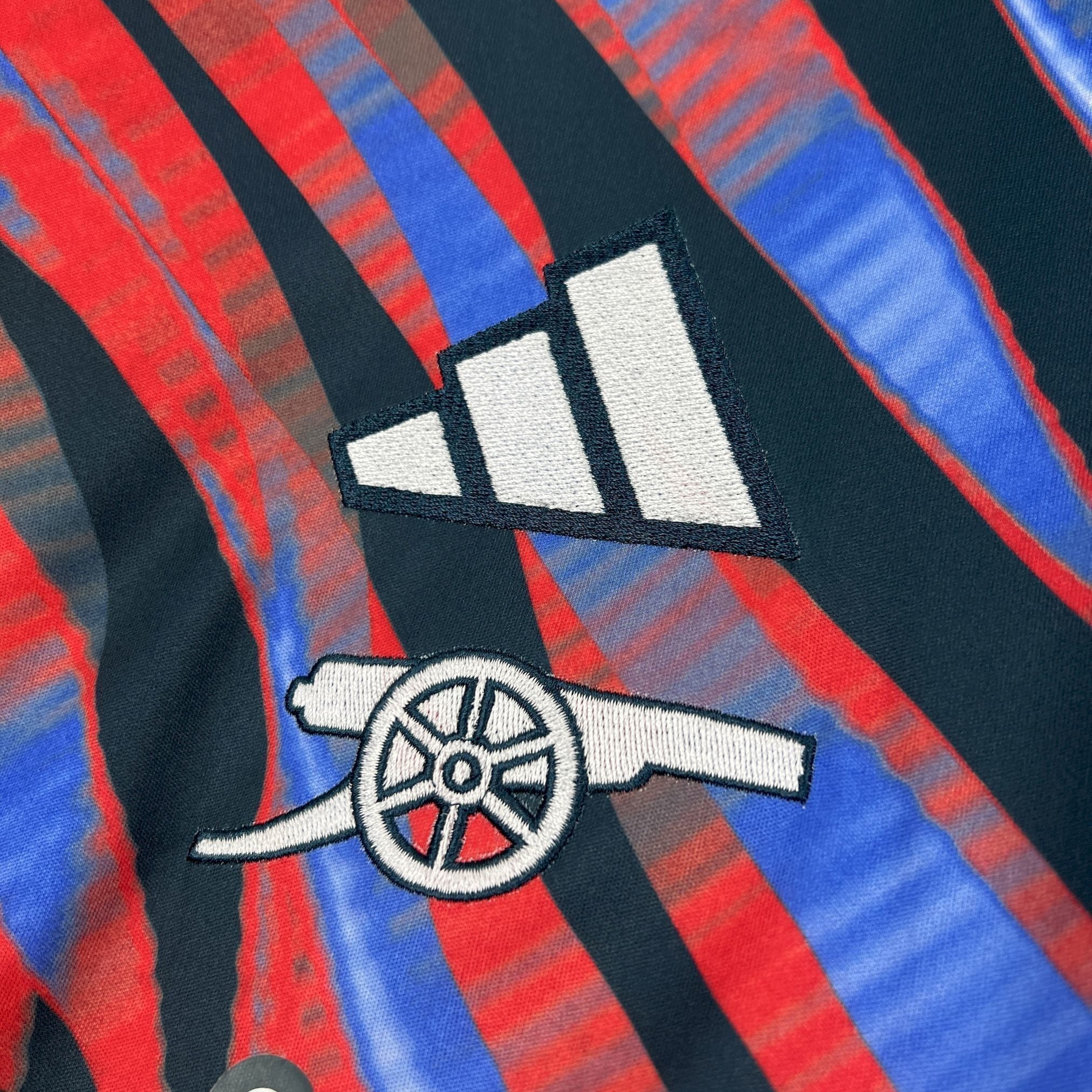 Maillot Arsenal entrainement 2026-27 - vue 3