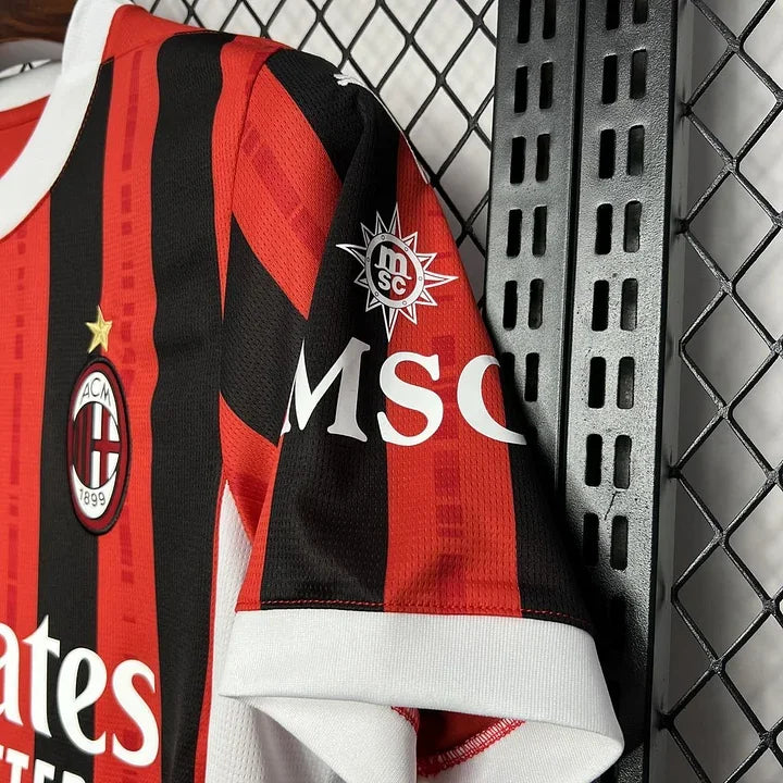 AC MILAN FOOTBALL 2024/25 - vue 5