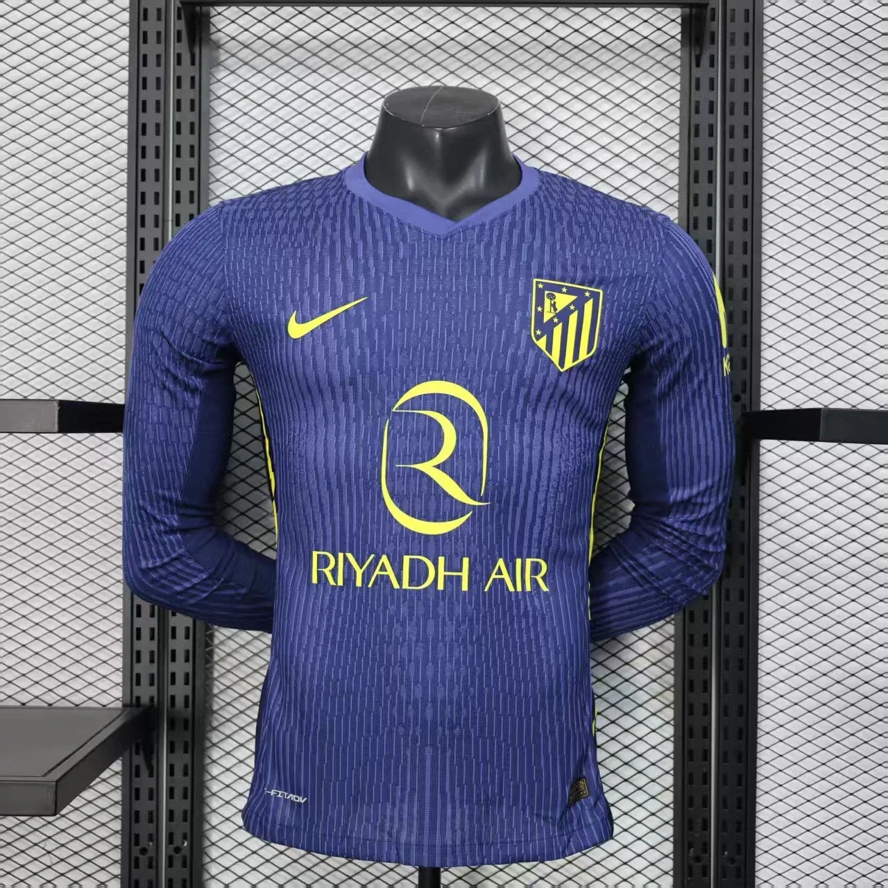 Maillot Atletico Madrid manches longues 2025-26 v2 - vue 1