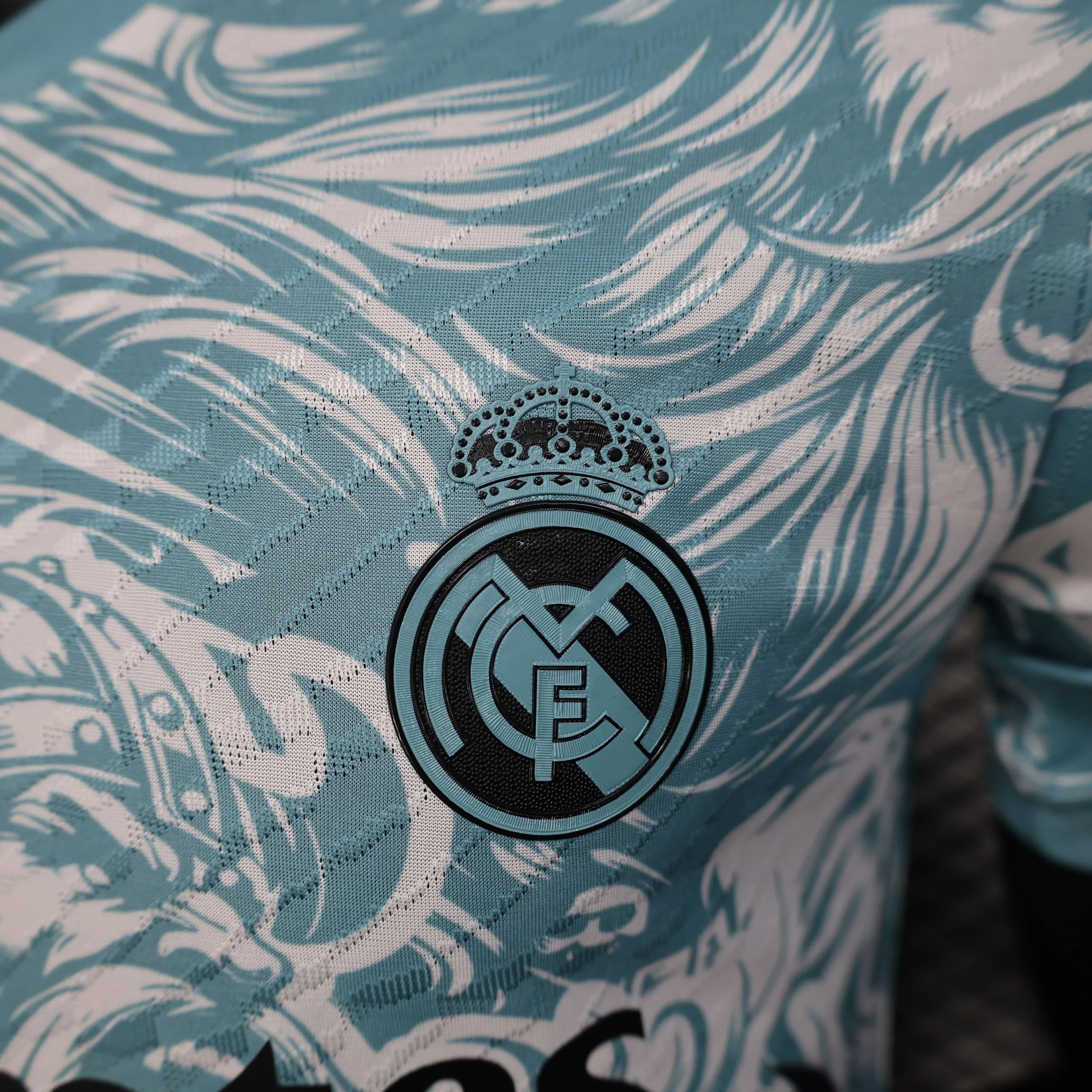 Maillot Réal Madrid concept 2025-2026 - vue 3