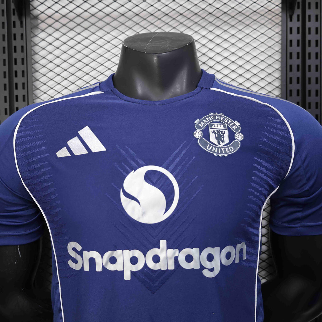 Maillot Manchester United concept 2025-26 v1 - vue 2