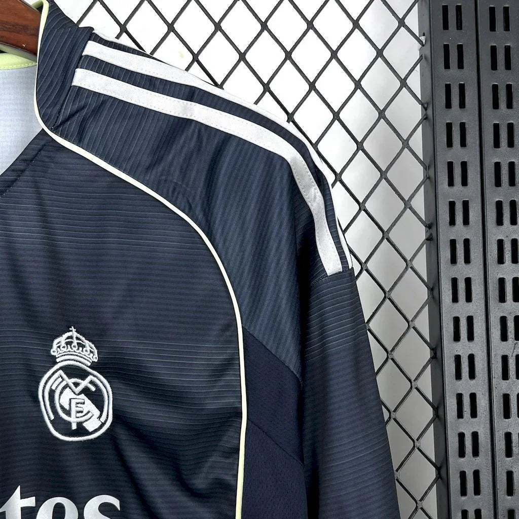Maillot Real Madrid manches longues 2025-26 v1 - vue 5