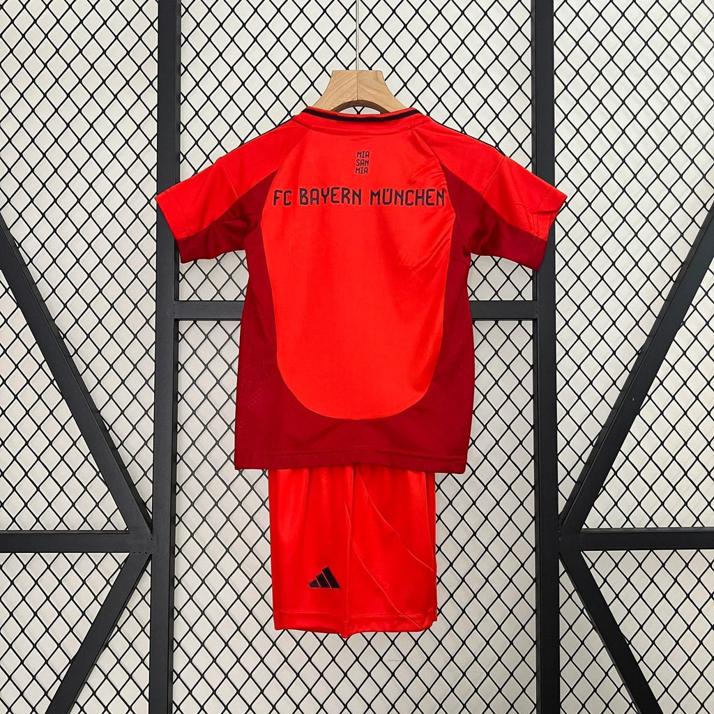 Kit Enfant Bayern Munich 2024-25 - vue 2
