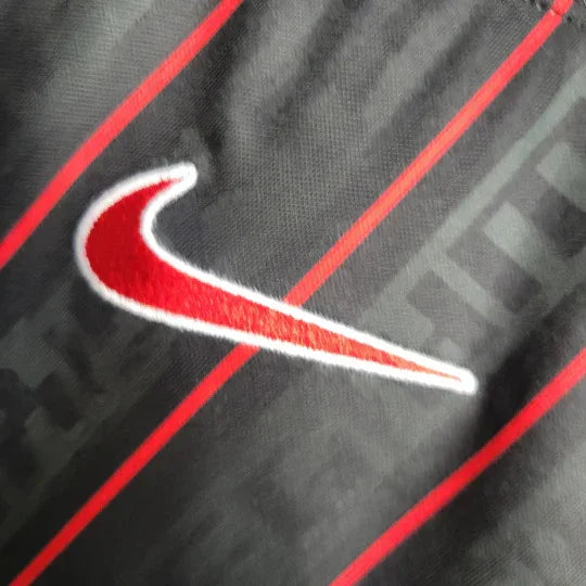Liverpool maillot Lebron James 2023 - vue 6