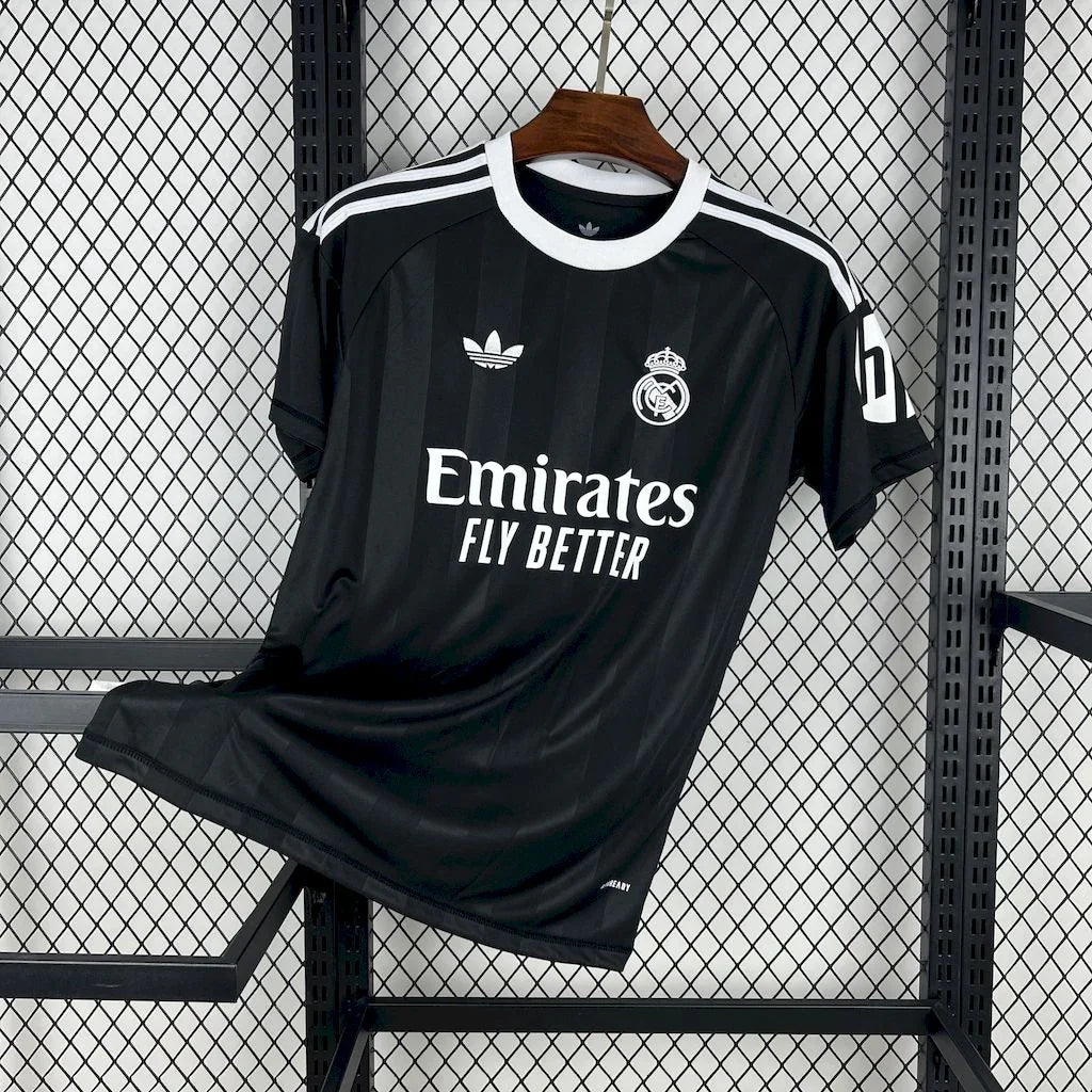 Maillot Real Madrid 2025-26 entrainement v1 - vue 1