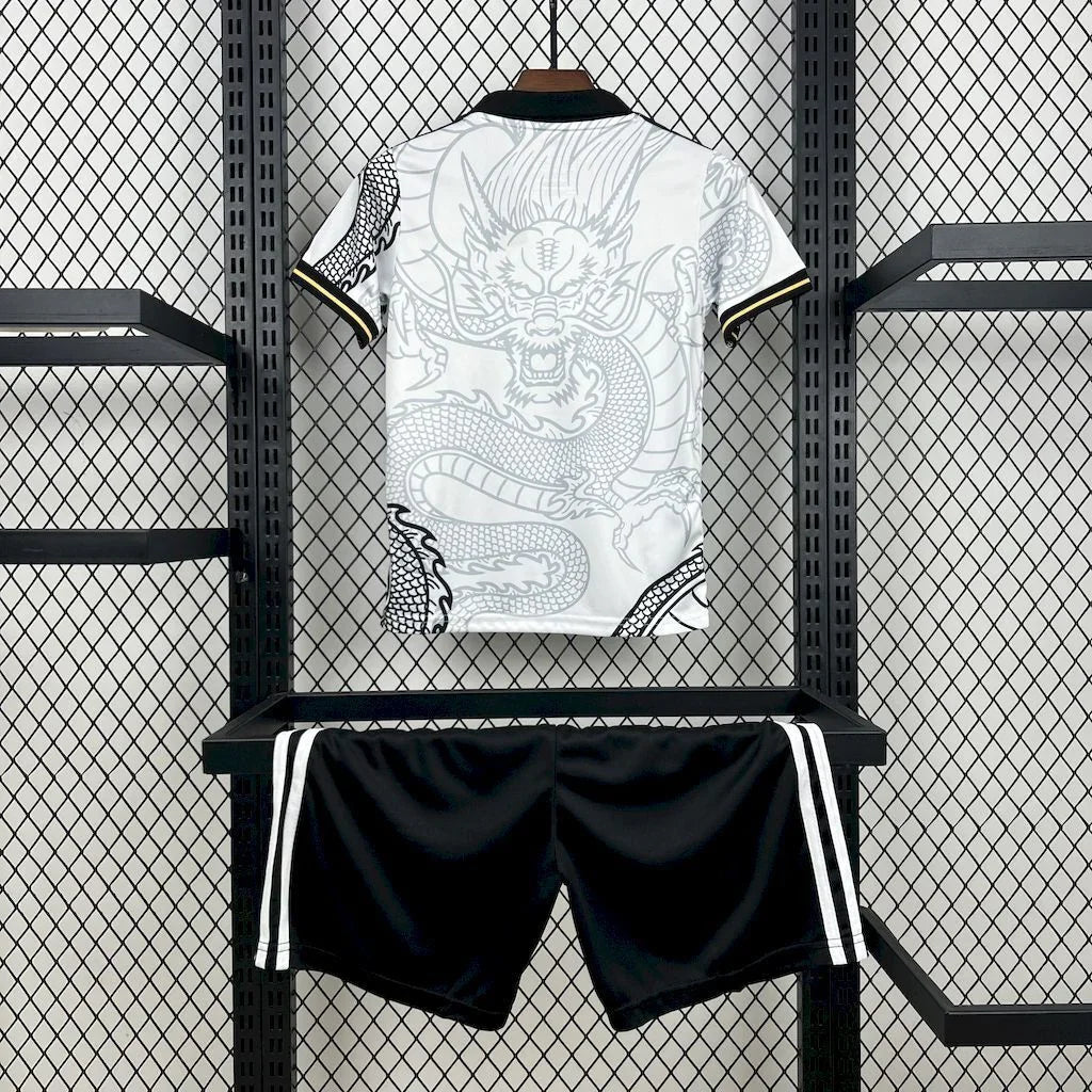 Kit Enfant Real Madrid concept 2022-23 - vue 2