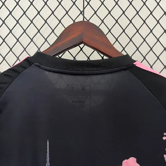 Maillot Japon saison 2023-2024 édition spéciale dragon noir et rose - vue 3