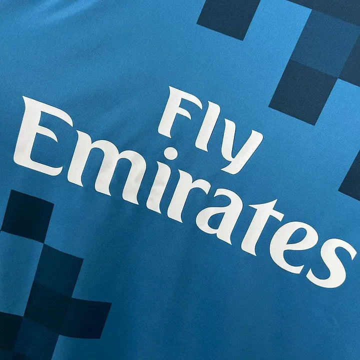 Real Madrid maillot foot 2017 2018 retro - vue 4