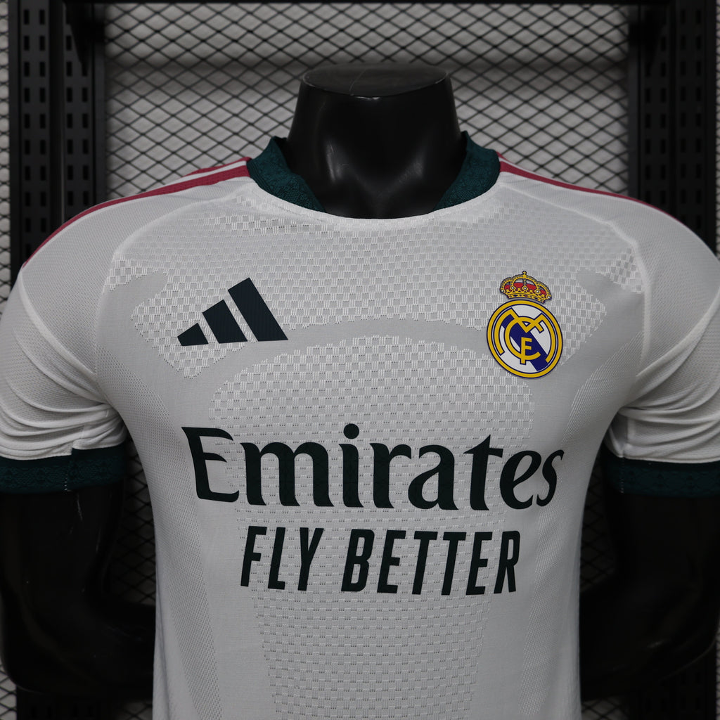 Maillot Real Madrid 2026-27 - vue 4