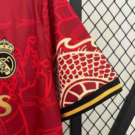 Maillot 2024/25 Real Madrid Concept Dragon Rouge - vue 4