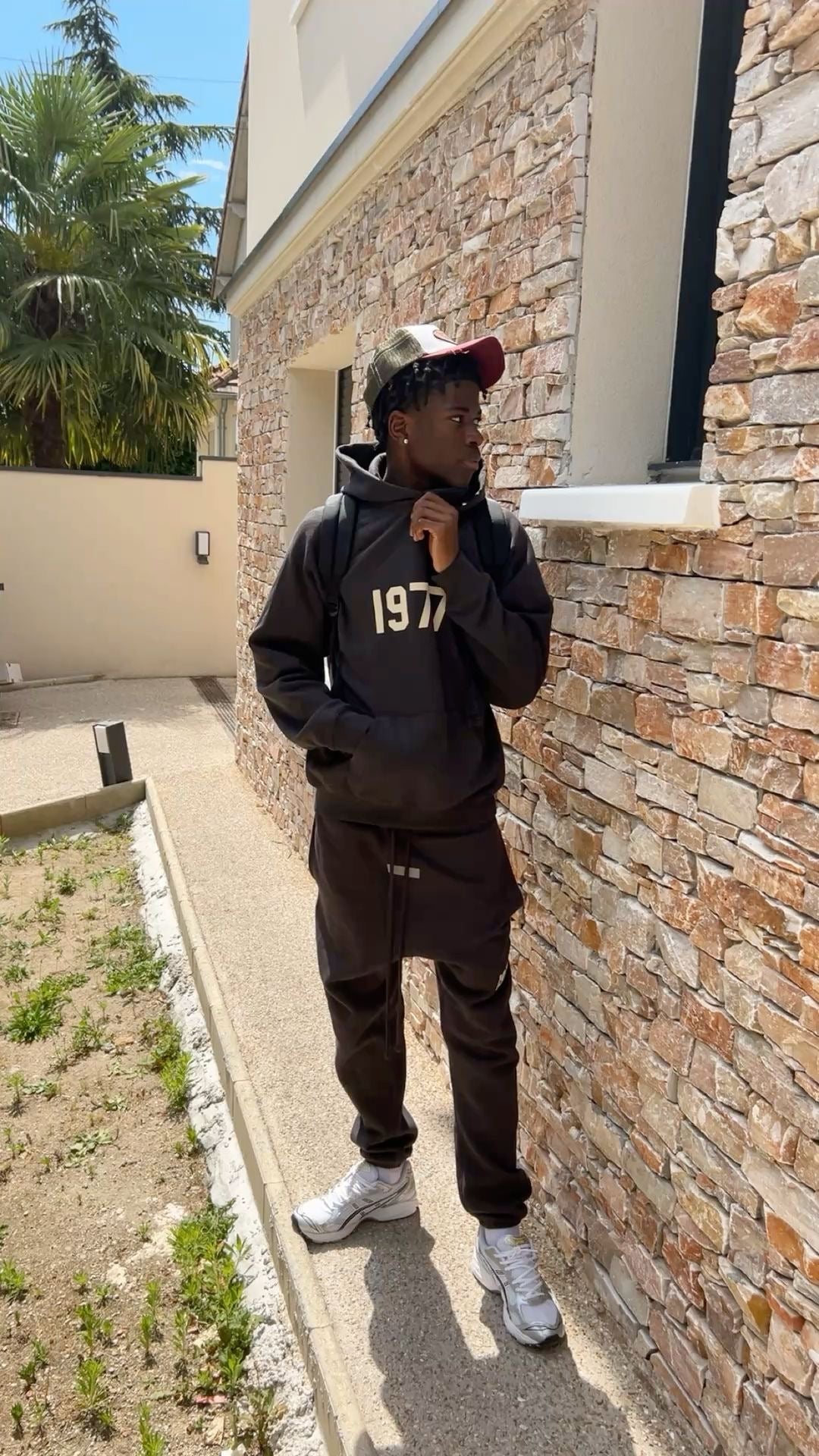 Ensemble Survêtement Streetwear 1977 Iron SS22 – Hoodie & Jogging Premium