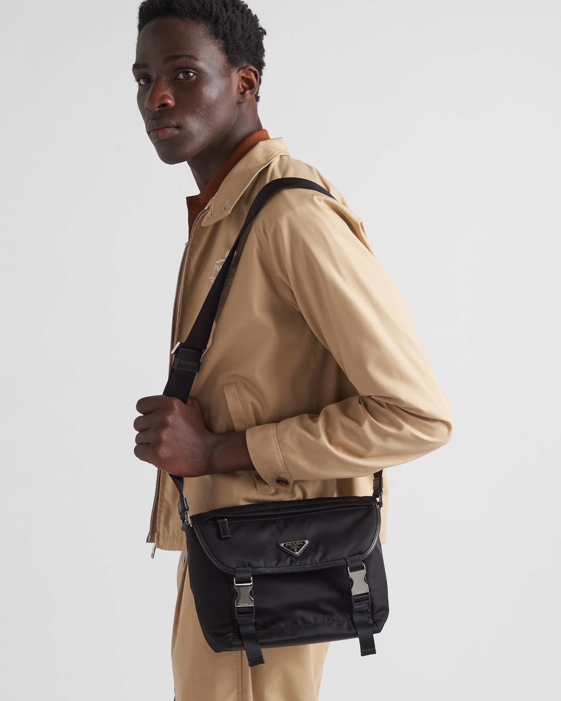 PR-DA2 Sac porté épaule en Re-Nylon et cuir Saffiano v6 - vue 2