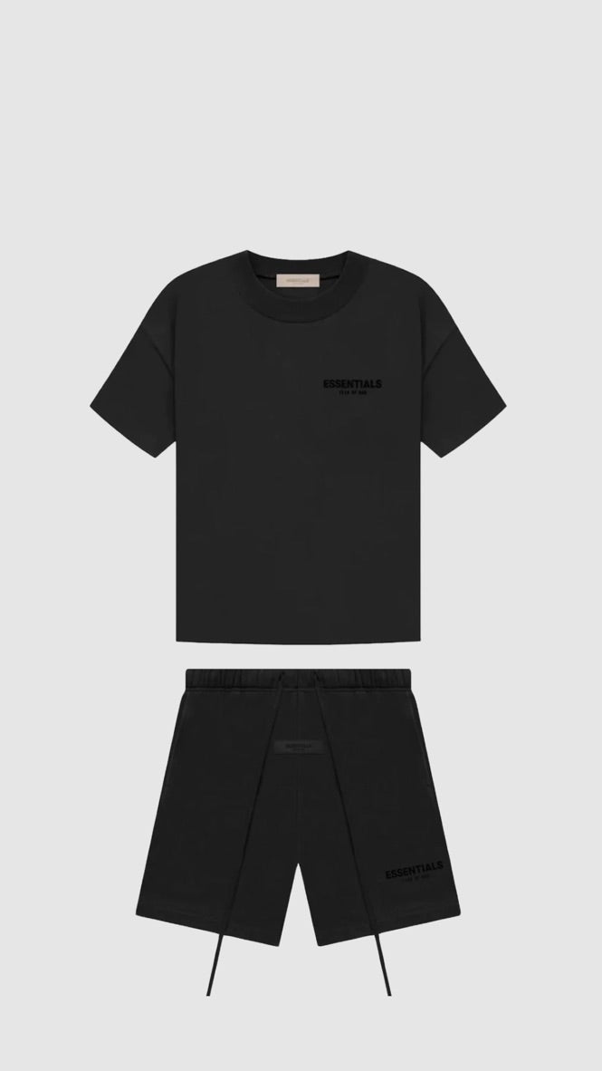 ENSEMBLE SHORT/t-shirt...