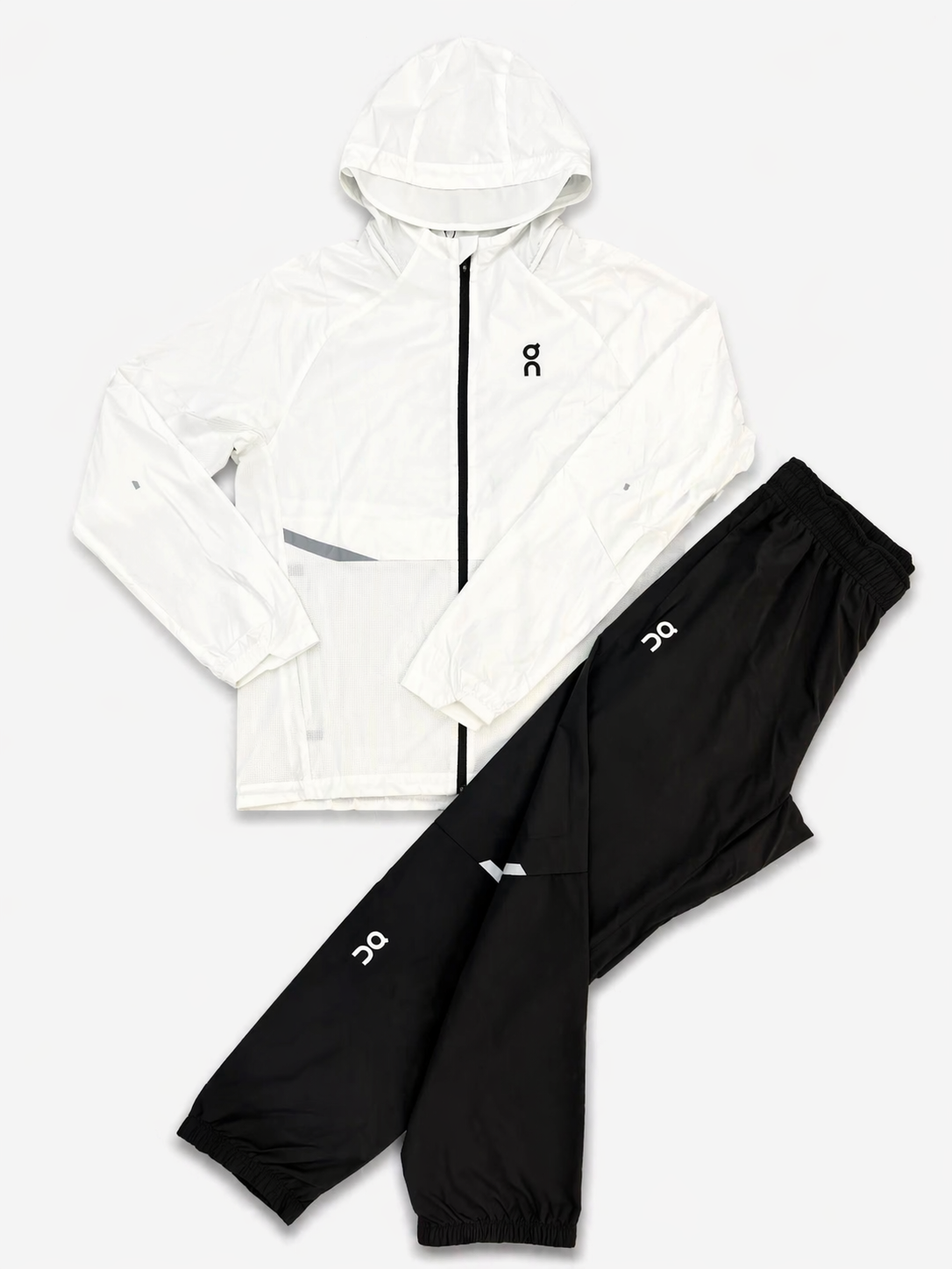 ENSEMBLE SHORT/t-shirt...