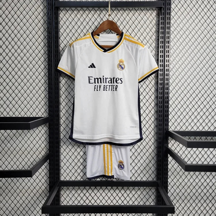KIT ENFANT REAL MADRID 2023/24 - vue 1