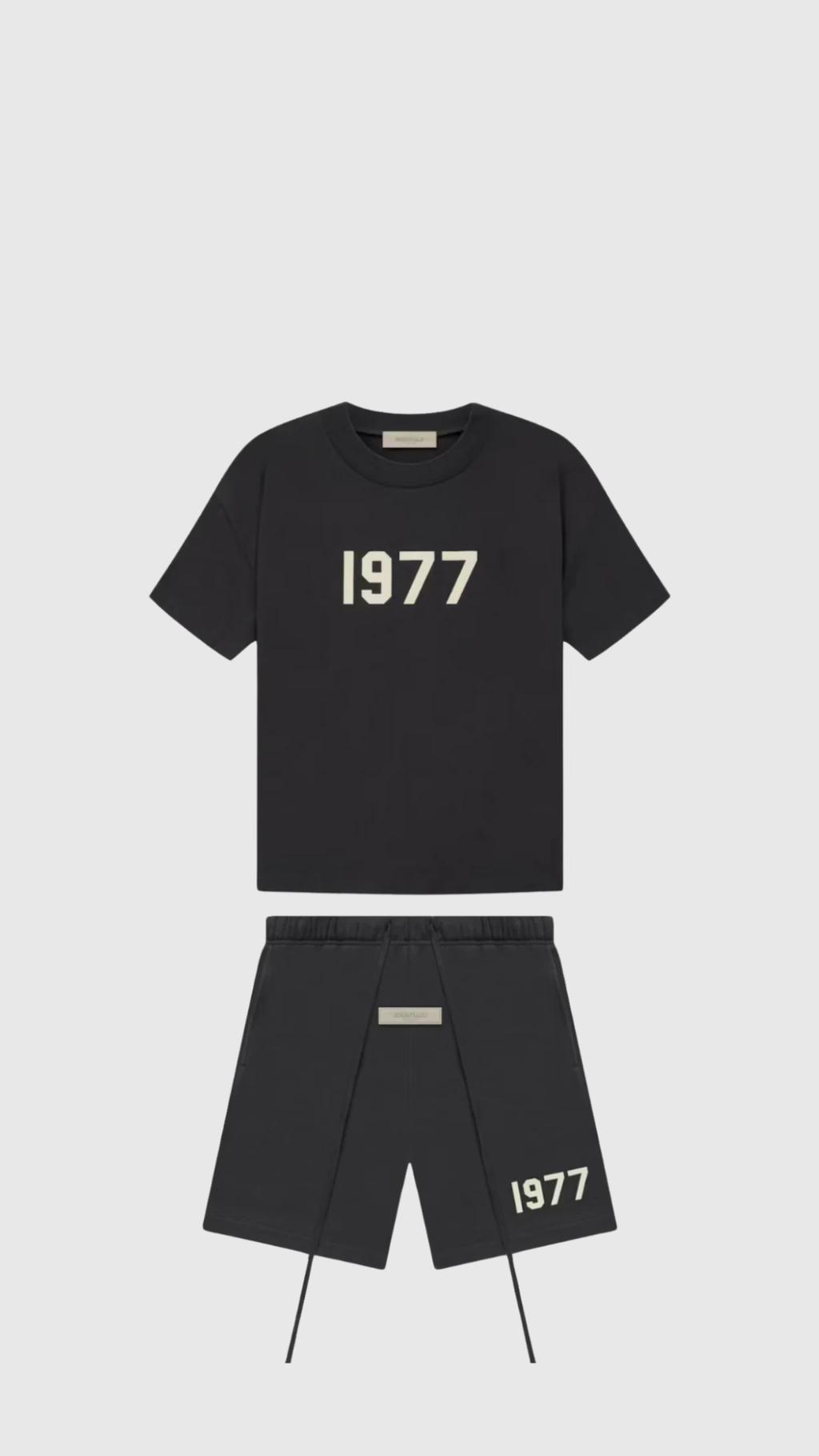 ENSEMBLE SHORT/t-shirt...