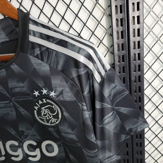 Maillot Ajax saison 2023-2024 édition third noir - vue 8