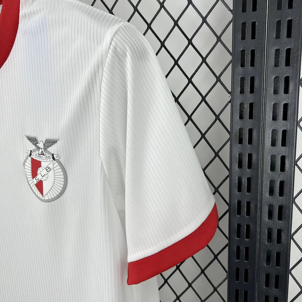 Maillot Benfica concept 2025-26 v1 - vue 5
