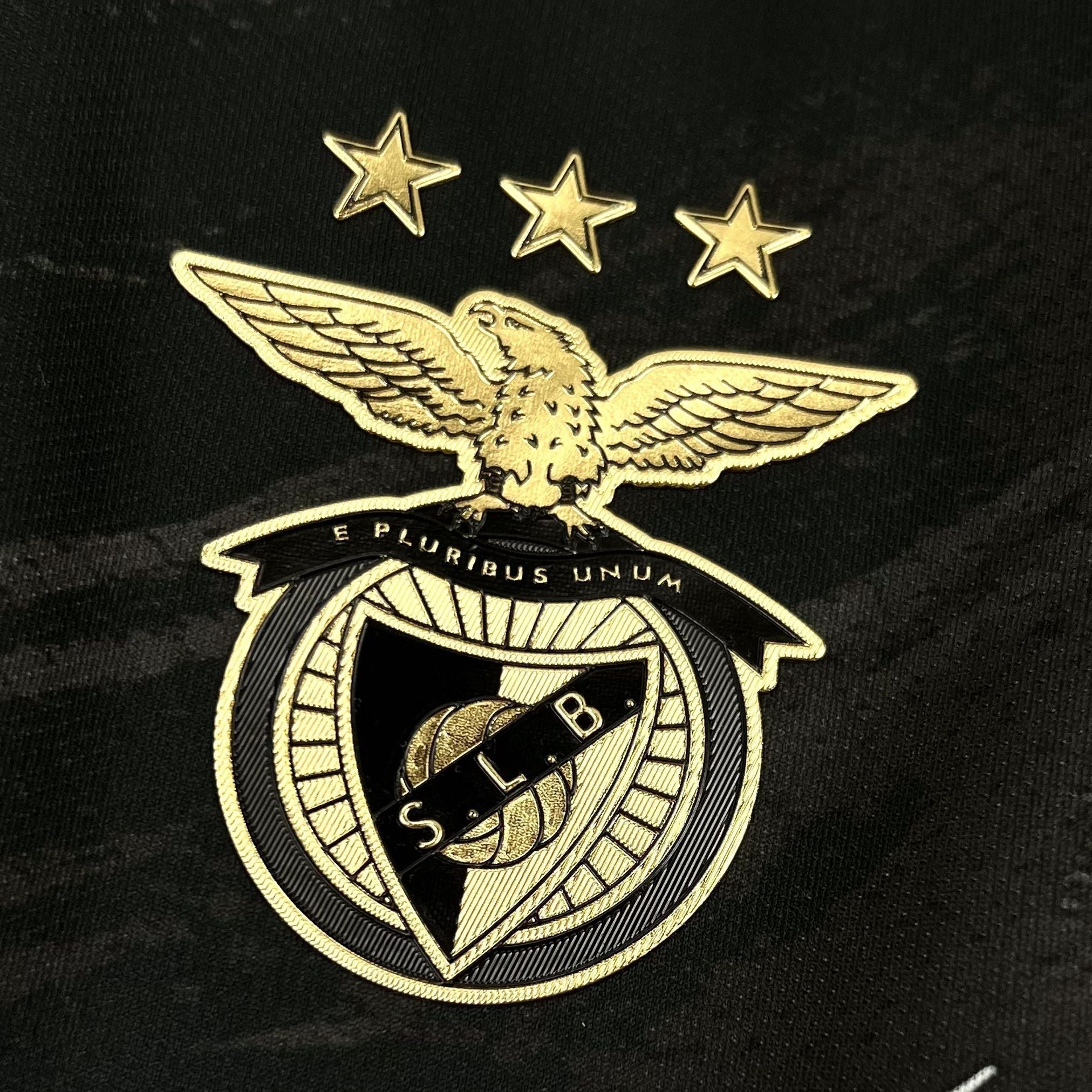 Maillot Benfica concept 2026-27 v1 - vue 3