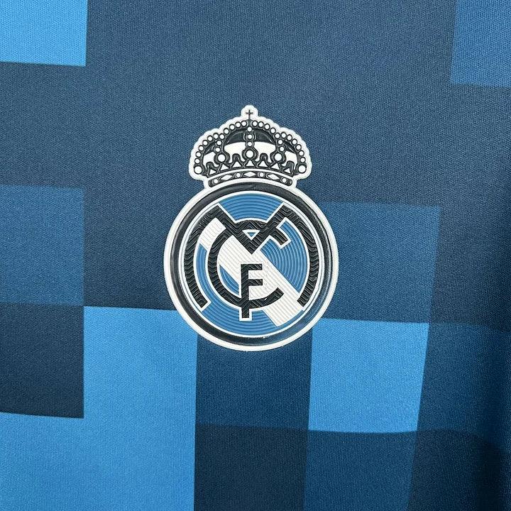 Real Madrid maillot foot 2017 2018 retro - vue 6