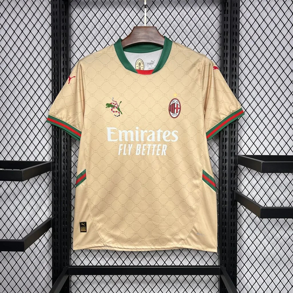 Maillot  AC Milan concept GUCCI 2024/25 - vue 1