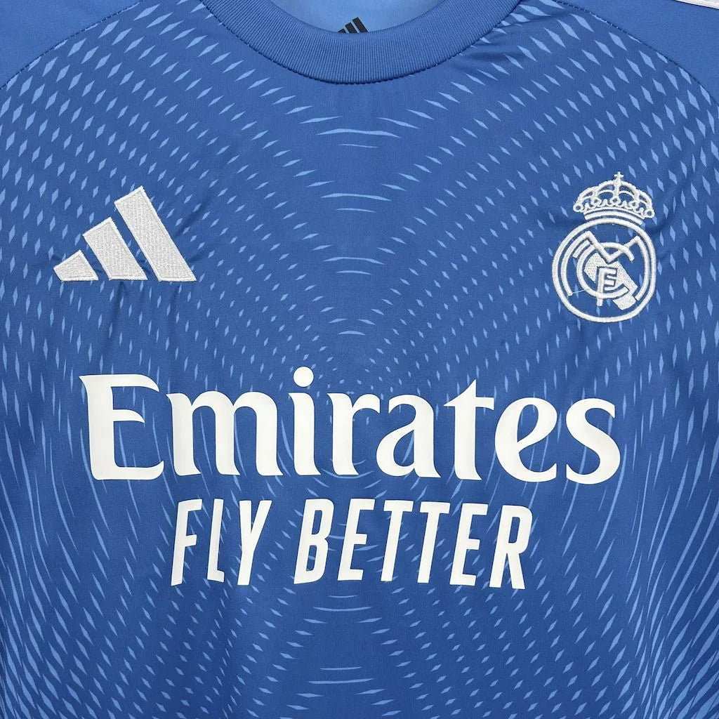 Maillot Real Madrid concept 2025-26 v7 - vue 2