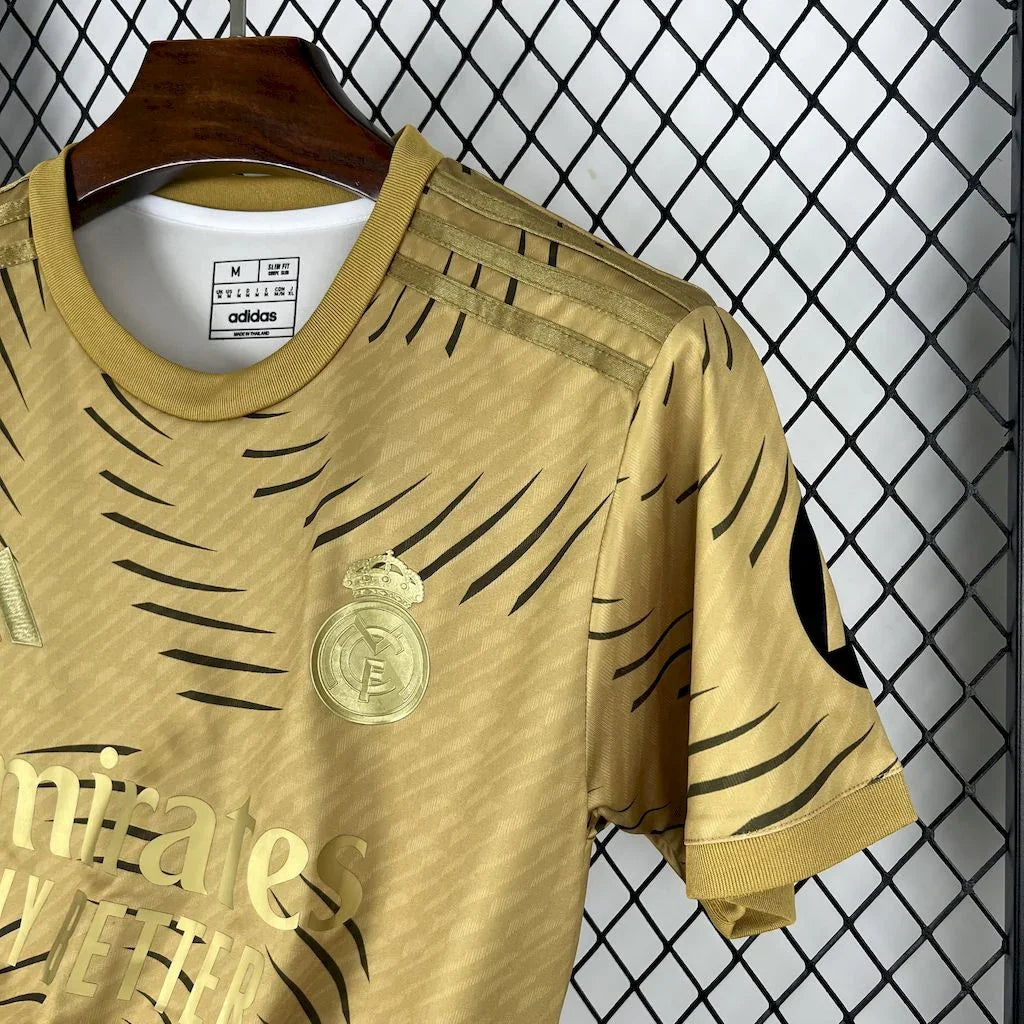 Maillot Real Madrid 2025-26 entrainement v2 - vue 3