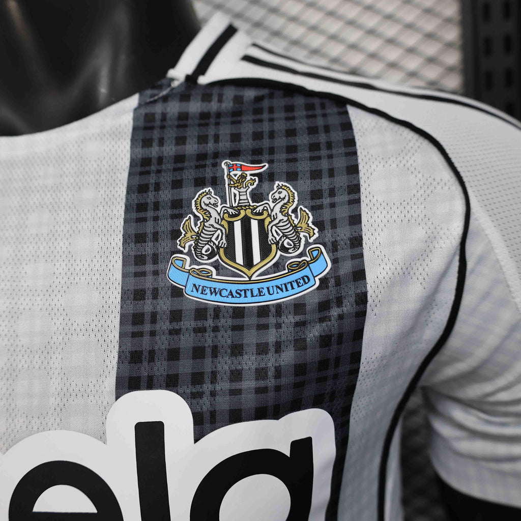 Maillot Newcastle 2025-26 v2 - vue 4