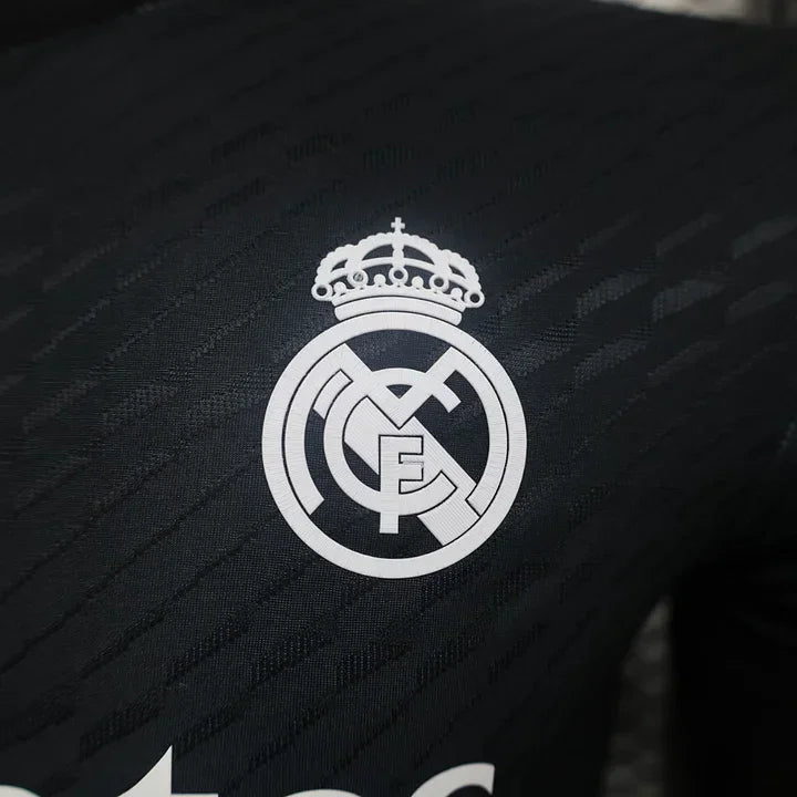 Maillot Real Madrid foot Y3 noir 2024 2025 - vue 7