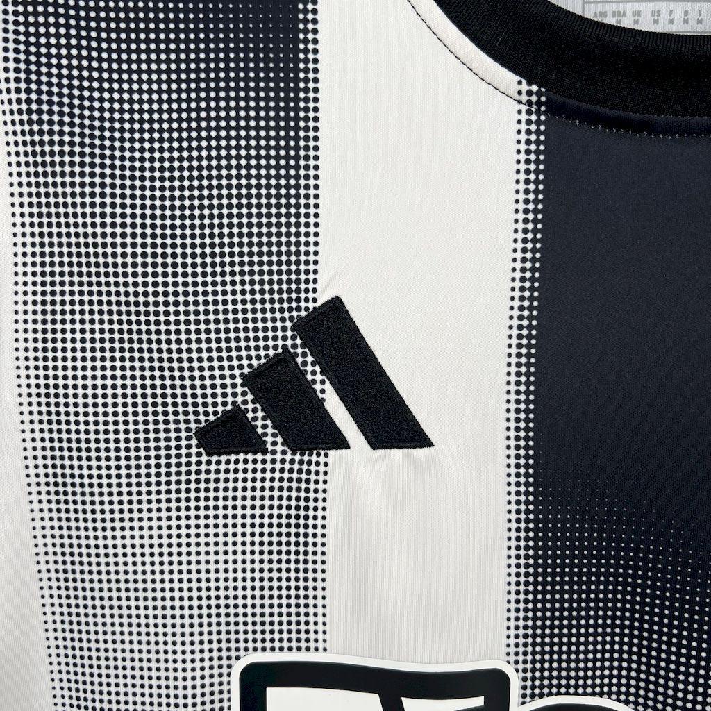 Maillot Newcastle 2025-26 v1 - vue 3