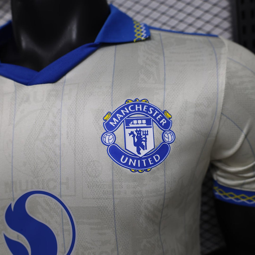 Maillot Manchester United 2026-27 v2 - vue 3