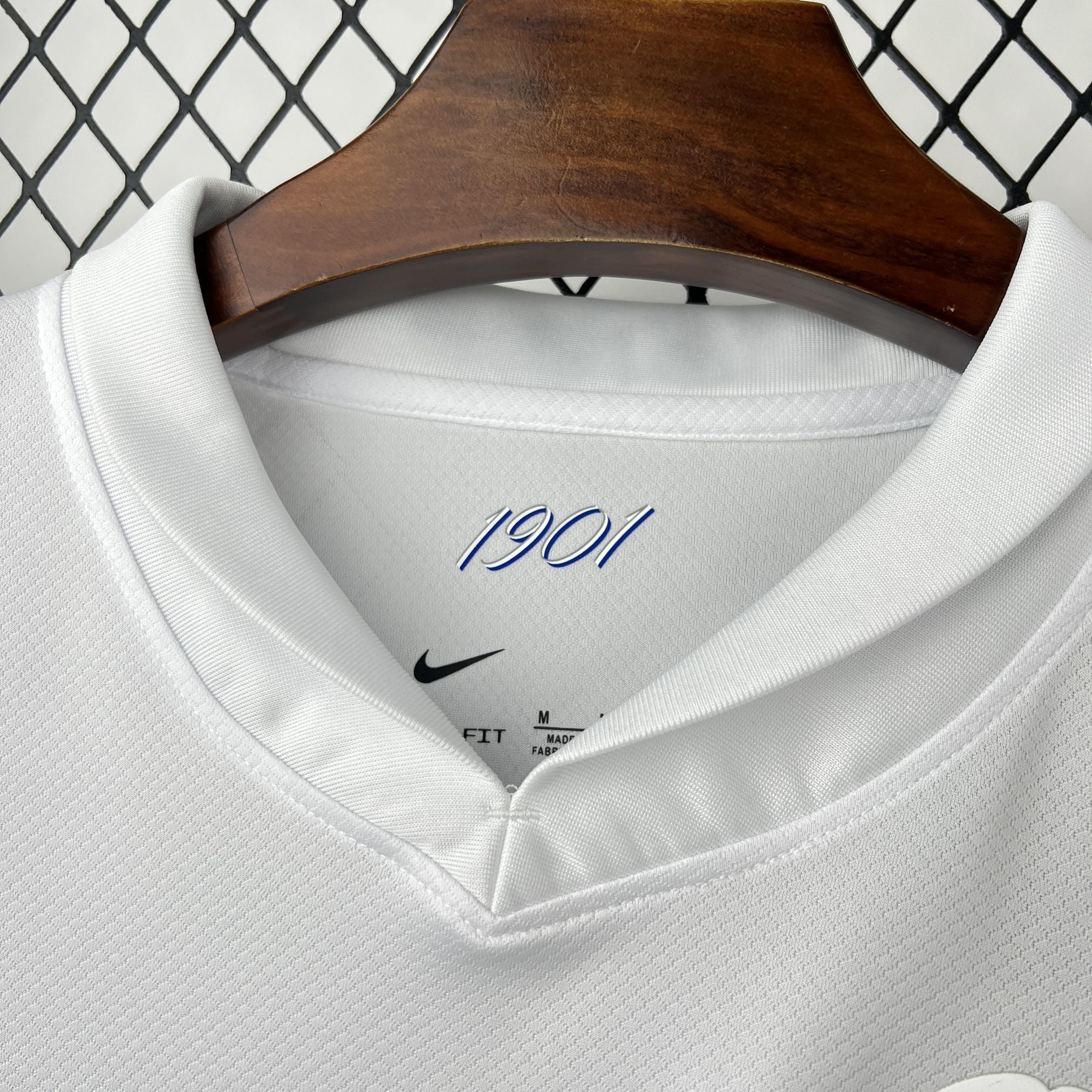Maillot Tottenham Concept 2026-27 - vue 3