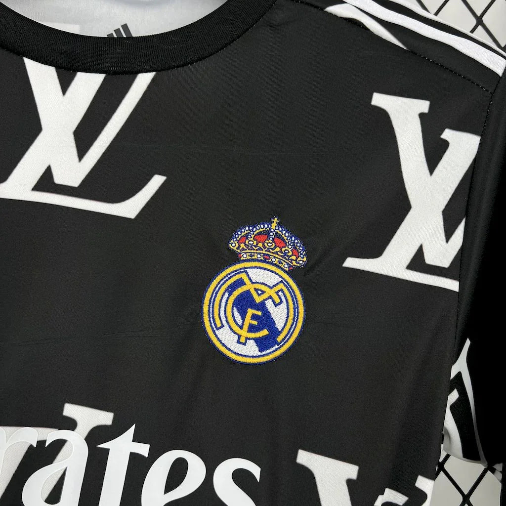 Maillot Real Madrid concept 2025-26 v12 - vue 4
