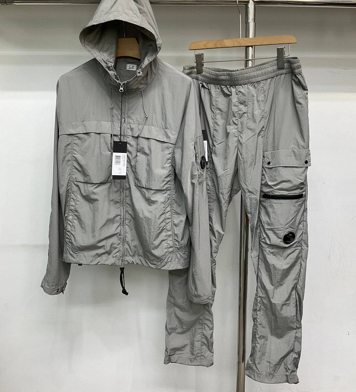 Survêtement capuche nylon CP
