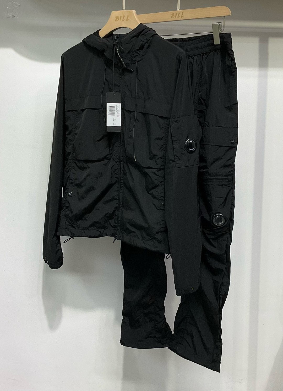 Survêtement capuche nylon CP